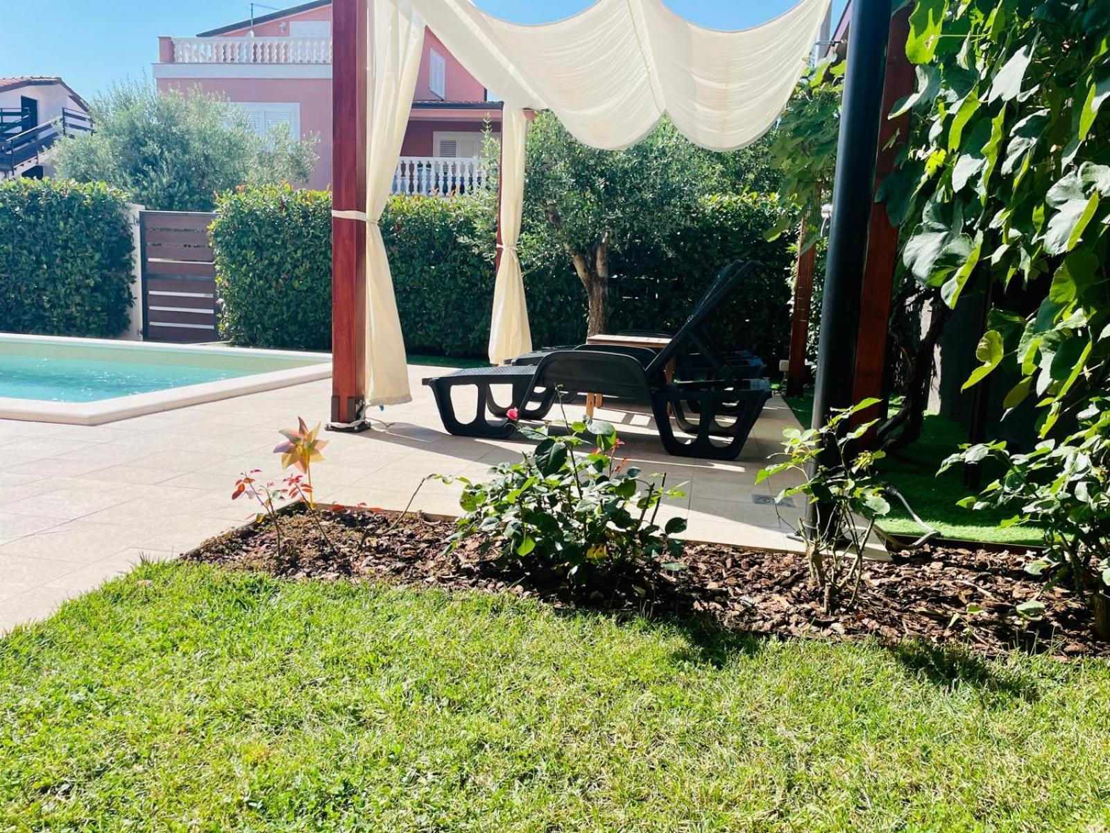 Boutique Apartment With Private Pool For Your Exclusive Use Novigrad Istria Dış mekan fotoğraf
