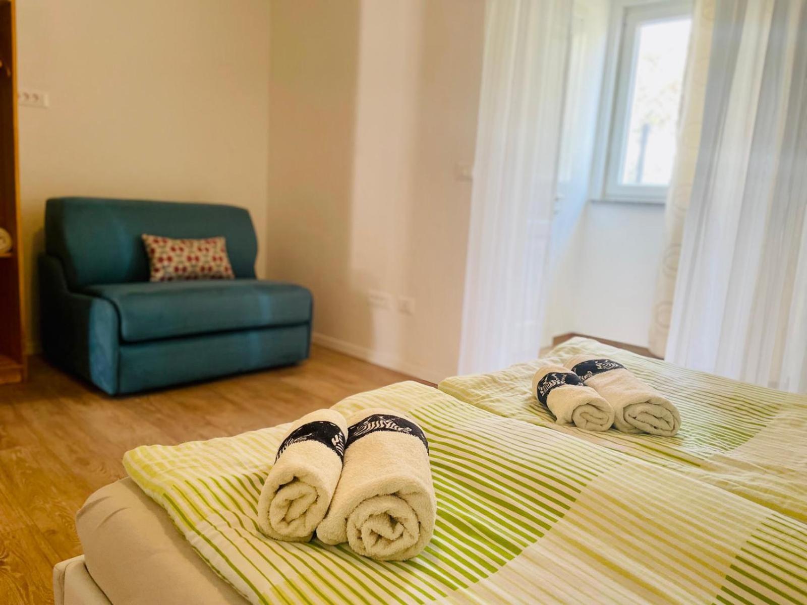 Boutique Apartment With Private Pool For Your Exclusive Use Novigrad Istria Dış mekan fotoğraf